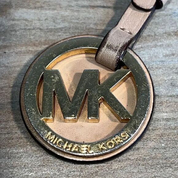 MK Michael Kors large gold tone keychain purse bag charm tan leather heritage - Picture 2 of 9